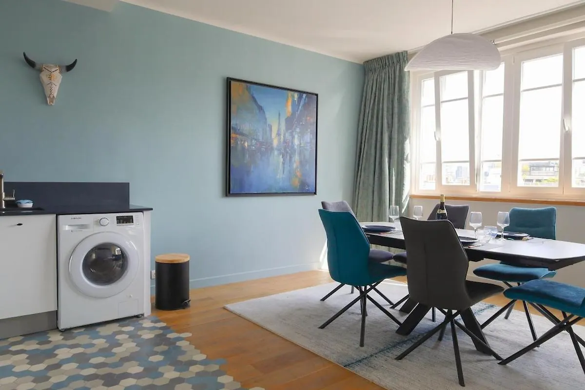 Appartement Spacieux Pour 6 - Passy, Paris Apartment